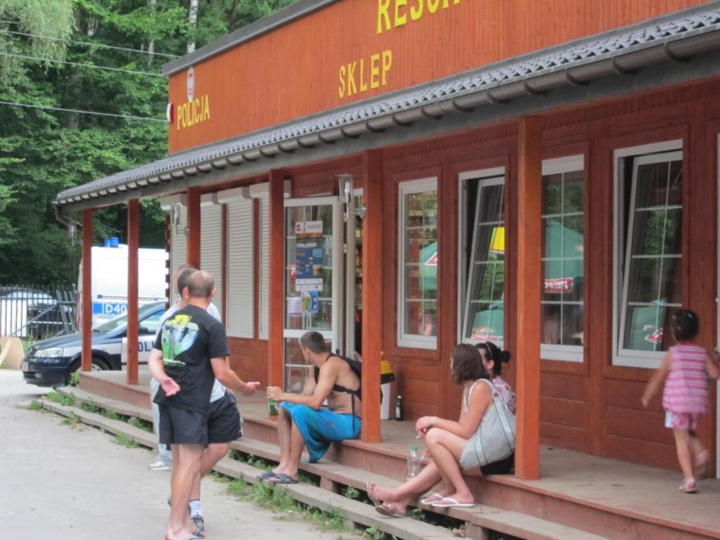 Resort Piaseczno Rozpłucie Eksteriør bilde