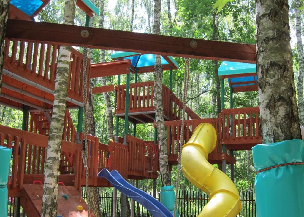 Resort Piaseczno Rozpłucie Eksteriør bilde