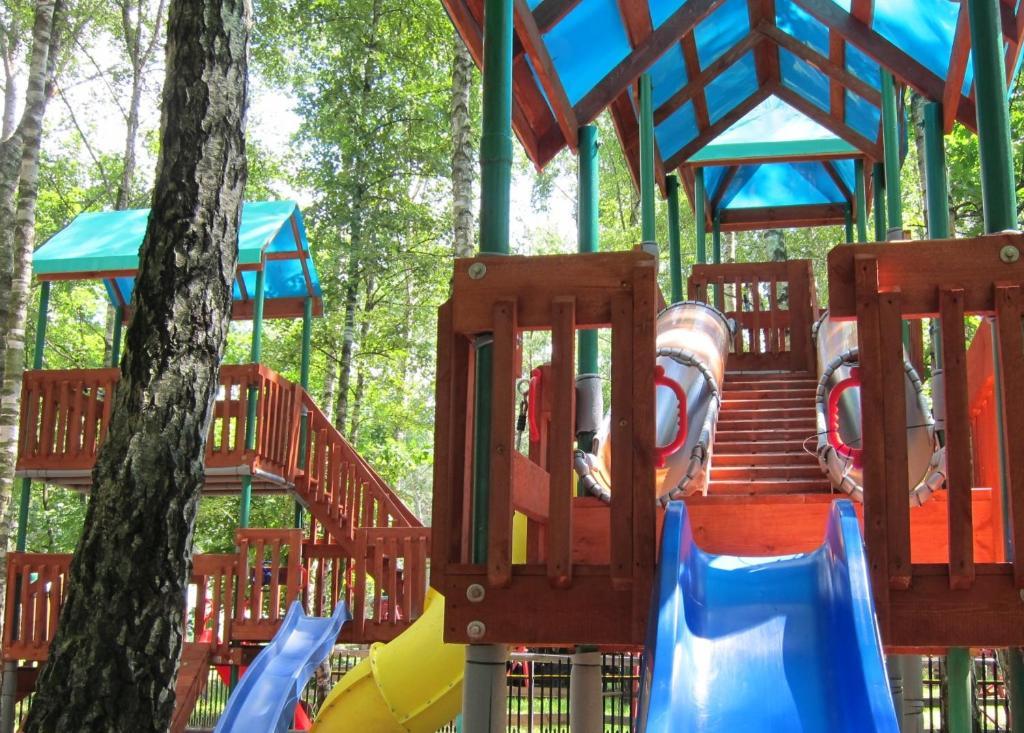 Resort Piaseczno Rozpłucie Eksteriør bilde