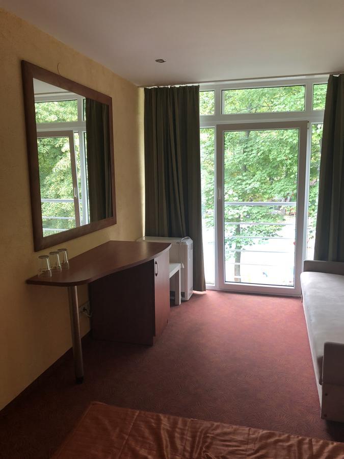 Resort Piaseczno Rozpłucie Eksteriør bilde